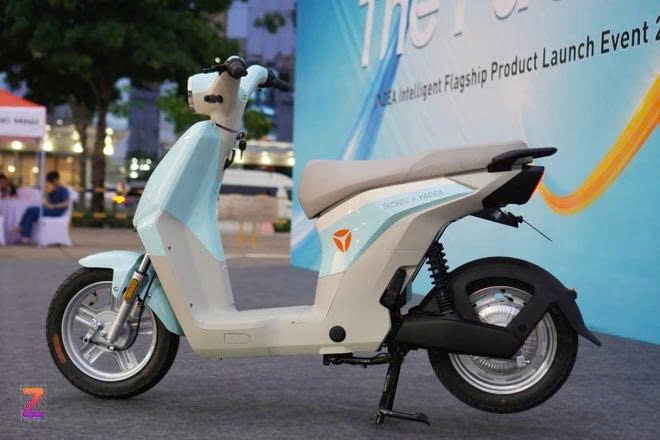 Xe điện có GPS 